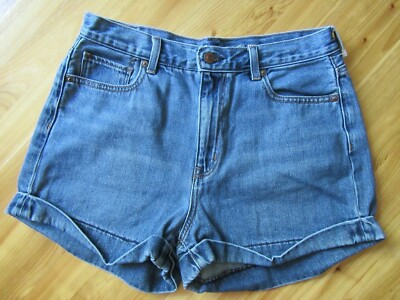 American Eagle Mom Shorts Size10 Cuff 5 Pockets Button/Zip Great Condition Cute