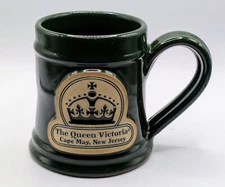 Deneen Pottery The Queen Victoria Cape May NJ 12 OZ Dark Green Great Condition
