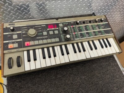 Micro Korg Synthesizer Vocoder
