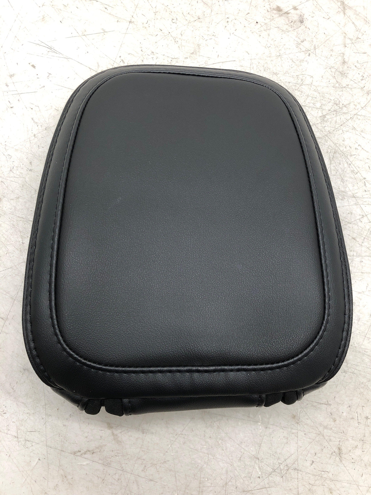 20182019 LINCOLN NAVIGATOR REAR RIGHT 3RD ROW HEADREST SKIN ONLY EBONY
