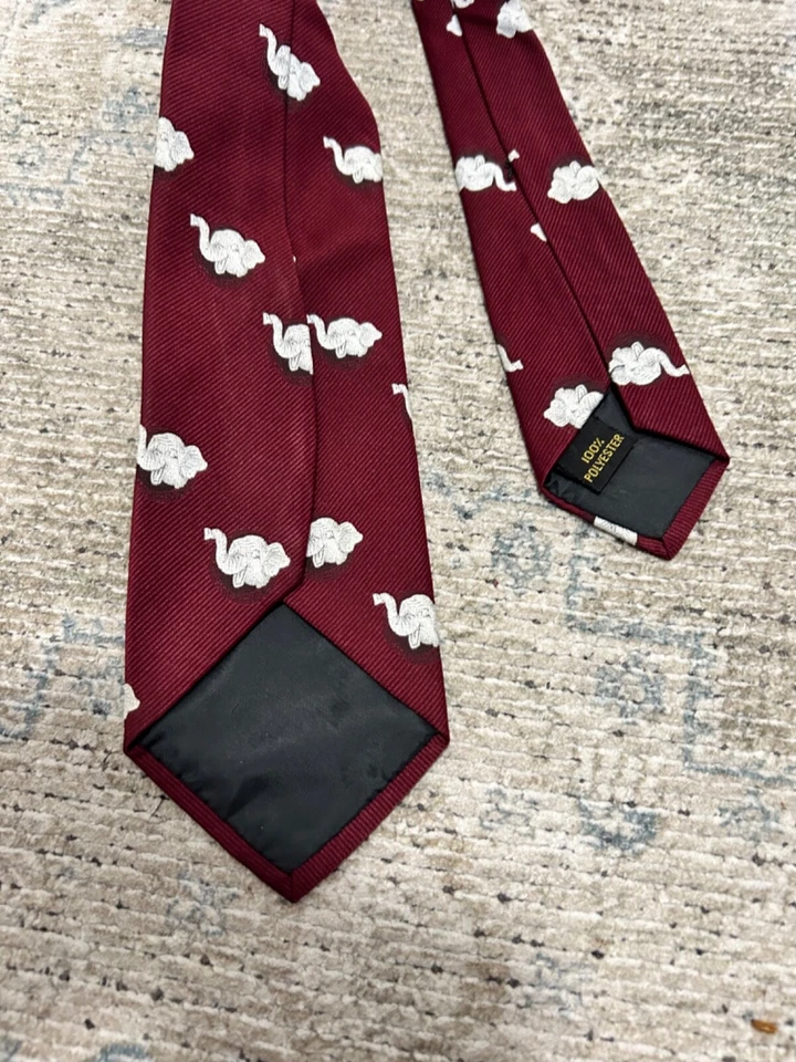 Corbata preppy bordada globo ocular extraterrestre raro vintage Foto 3 de 4