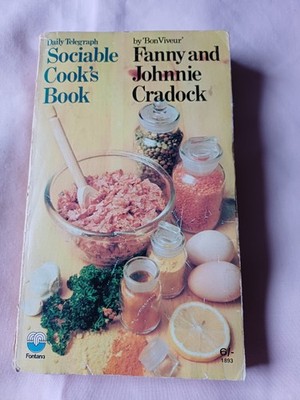 Daily Telegraph Sociable Cook's Book by FANNY AND JOHNNIE CRADOCK , 284 pages