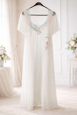 VTG Vanity Fair 2 Pc White Satin Night gown Robe Set Glisanda Size S 34 Nwt