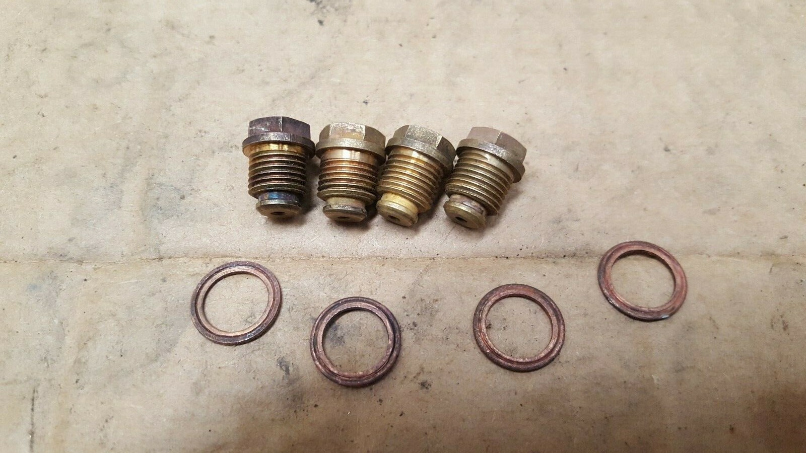 1980 1981 1982 1983 Yamaha XJ650 XJ750 Maxim Seca float valve seat x4