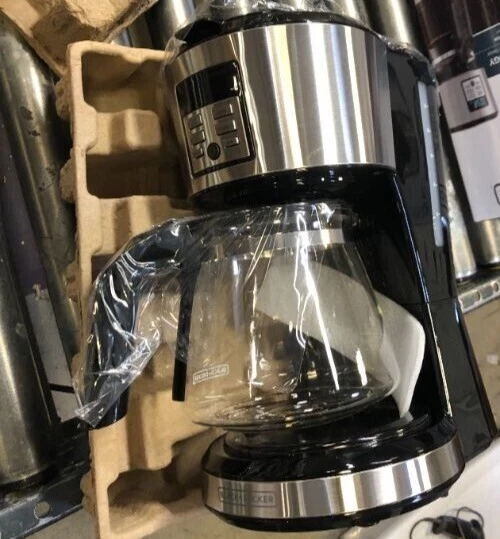 BLACK+DECKER CM1331S-1, 12-Cup, Silver Coffee Pot - Image 2 of 3