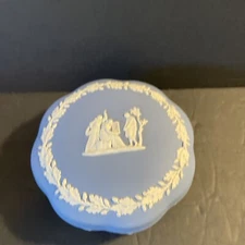 Vintage Wedgwood Blue Jasperware Round Lidded Trinket Box VGUC