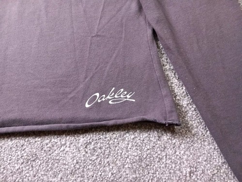 Ladies Oakley Grey/white Long Sleeved Top Size M. - Picture 3 of 3