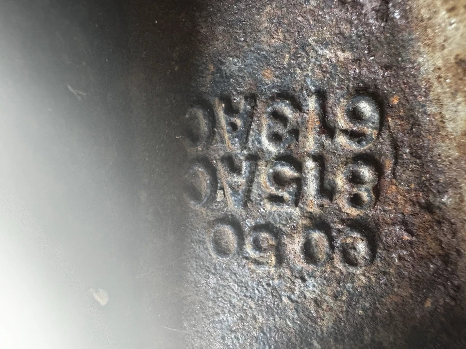 Soportes de motor delanteros diestros y diestros para Ram 2500 3500 11-12 6,7 4x4 OEM Foto 4 de 4