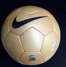 Nike Mercurial Vapor 2005 Official Match Ball...