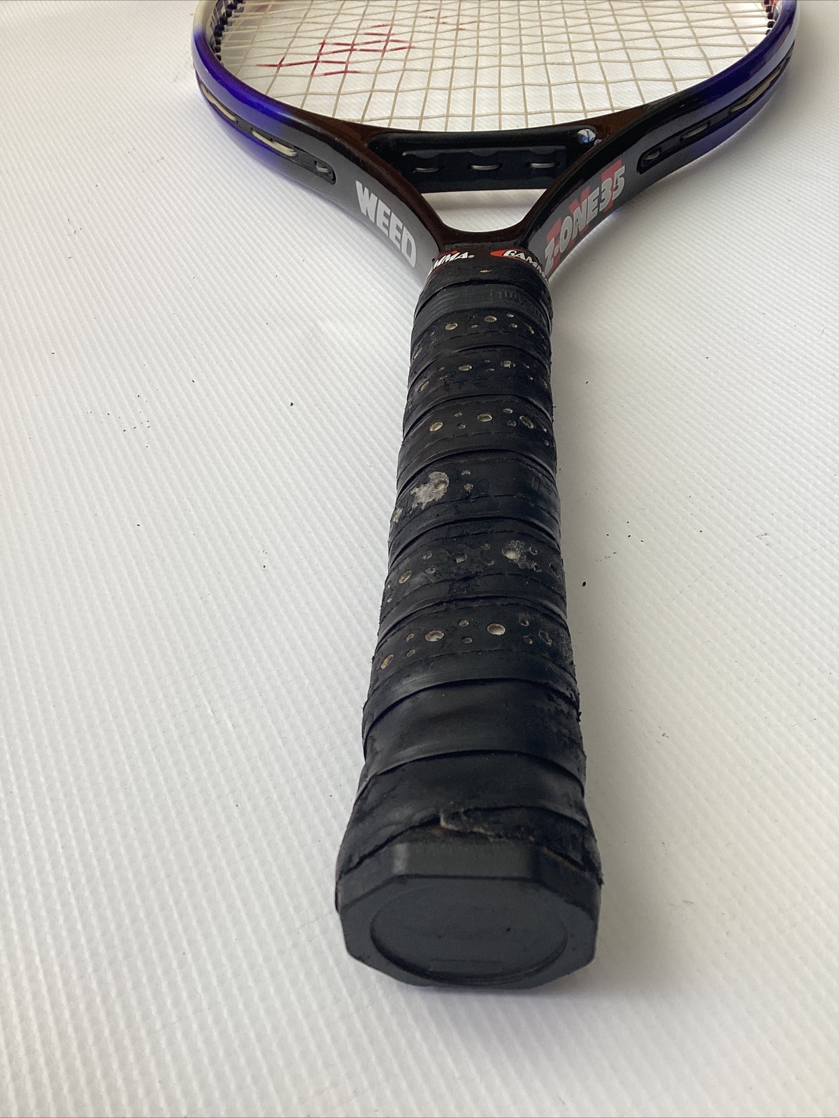 Weed ZOne 35 Oversized 135 Sq Inch Tennis Racquet / Racket With