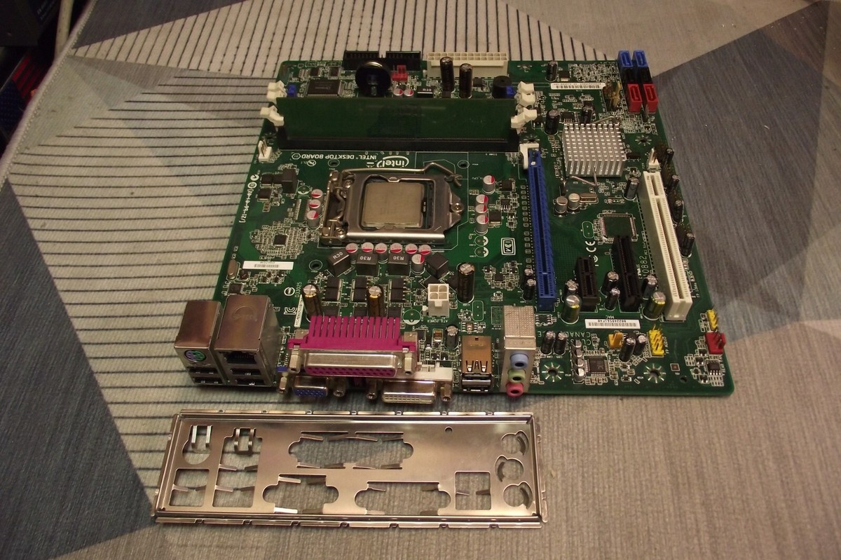 INTEL DQ67OW, AA G12528-309 LGA1155 Intel Motherboard