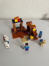 Lot Of 4 Lego Minecraft Sets 21152, 21162, 21164, 21167 -  100% Complete