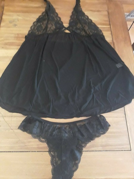 CONJUNTO DE LENCERIA PICARDIA NEGRO QUEEN LINGERIE