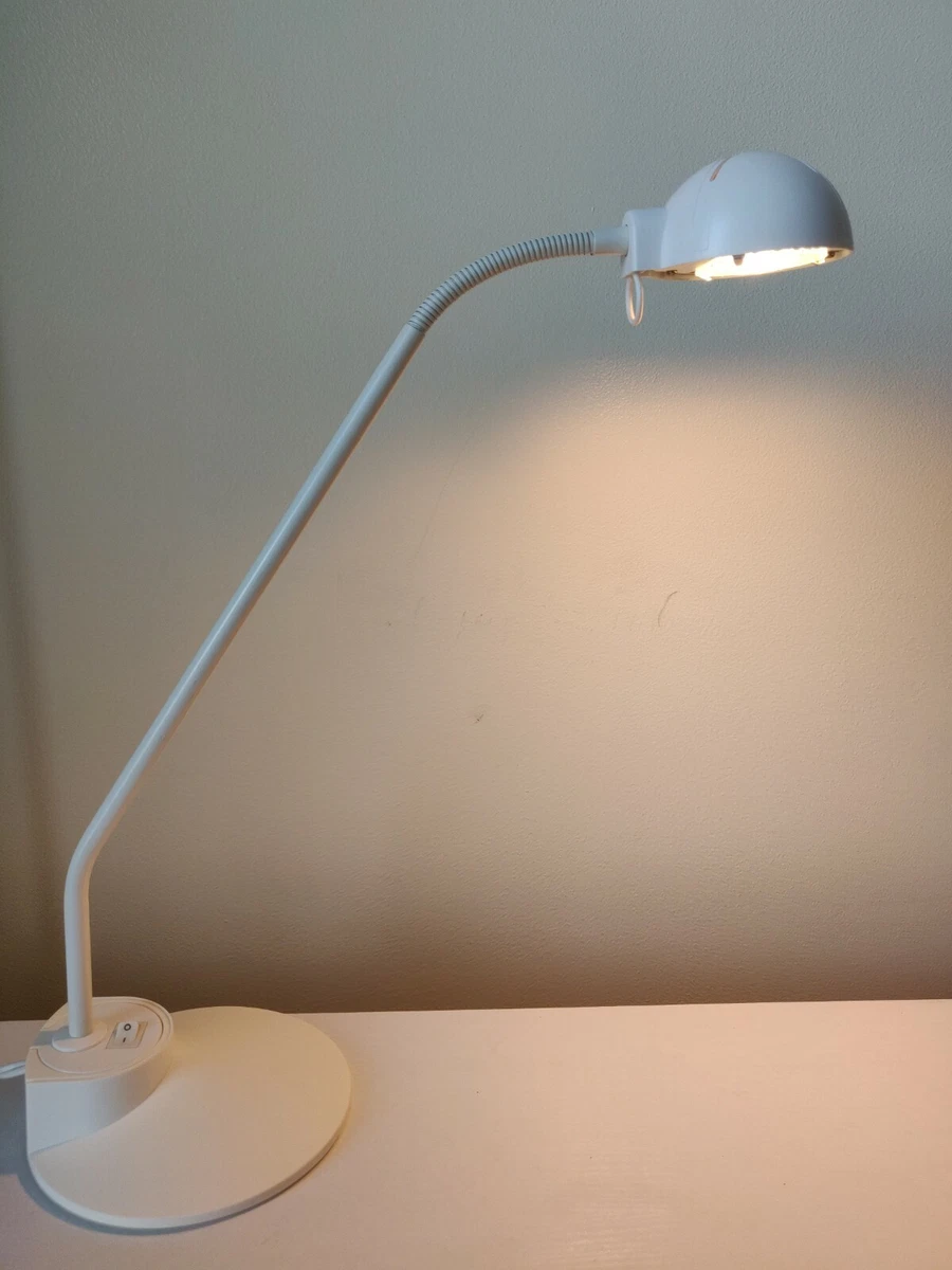 IKEA White MIL Work Desk Lamp With Halogen Light bulb B0719