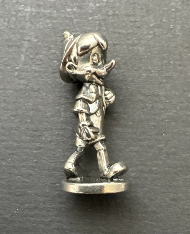 Monopoly Edición Disney 2001 Repuesto 6 Fichas Movers y Dados Juego Piezas Foto 3 de 4