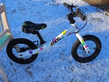 FROG balance bike in good condition. Colour white. Tektro brake.