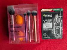Real Techniques Makeup Brush Set + Makeup Sponge Kit+ Garnier Skin Active MASK
