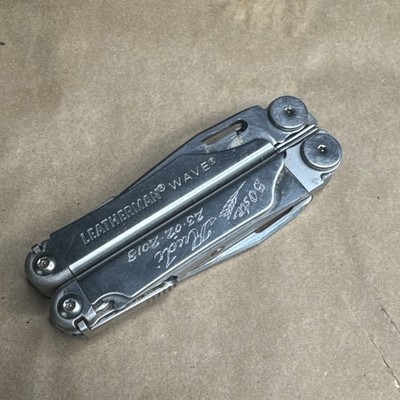 Leatherman Wave Silver Multi Tool Made in USA 18-in-1 Multitool Engraved