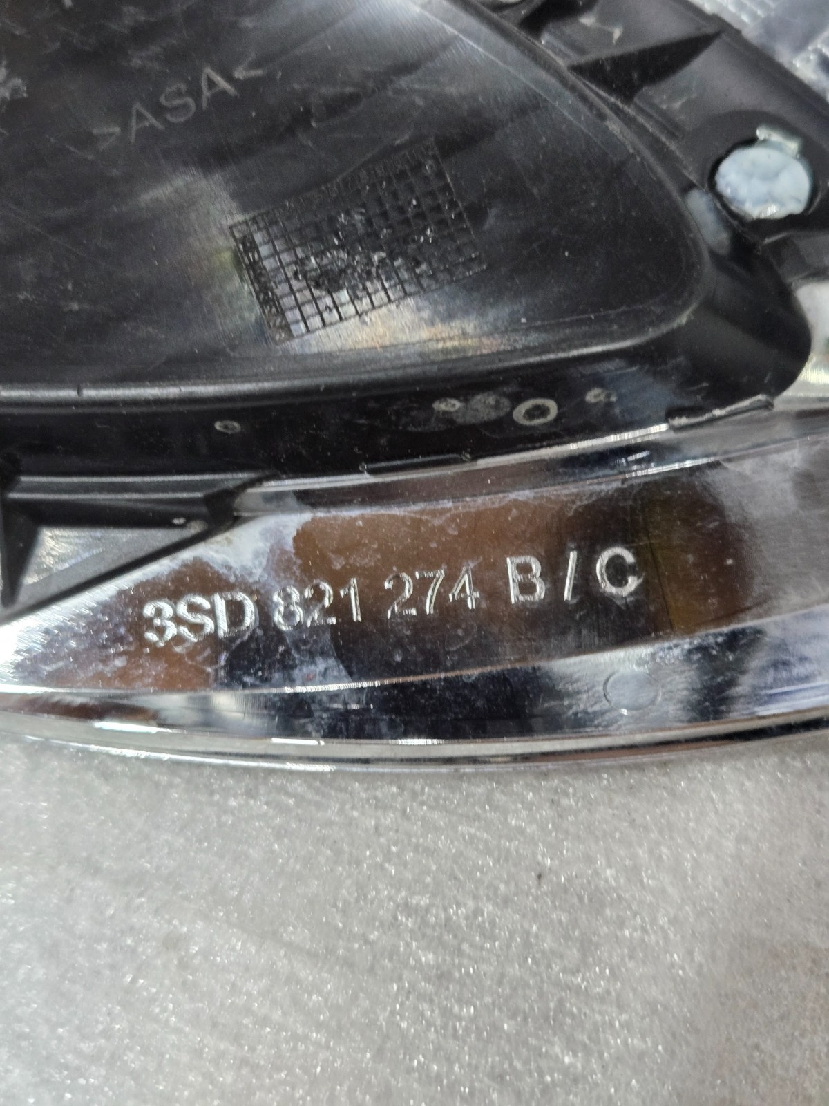 2018-2022 BENTLEY CONTINENTAL SPEED RIGHT RH FENDER VENT CHROME OEM 3SD821274C