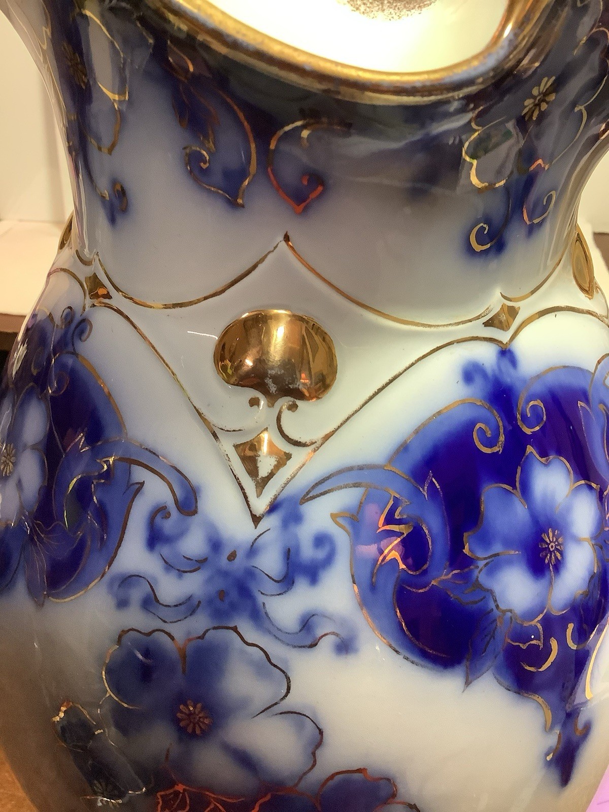 MT1044 Myott Son & Co Large Semi Porcelain English Blue Flow Pitcher W/Gold Trim