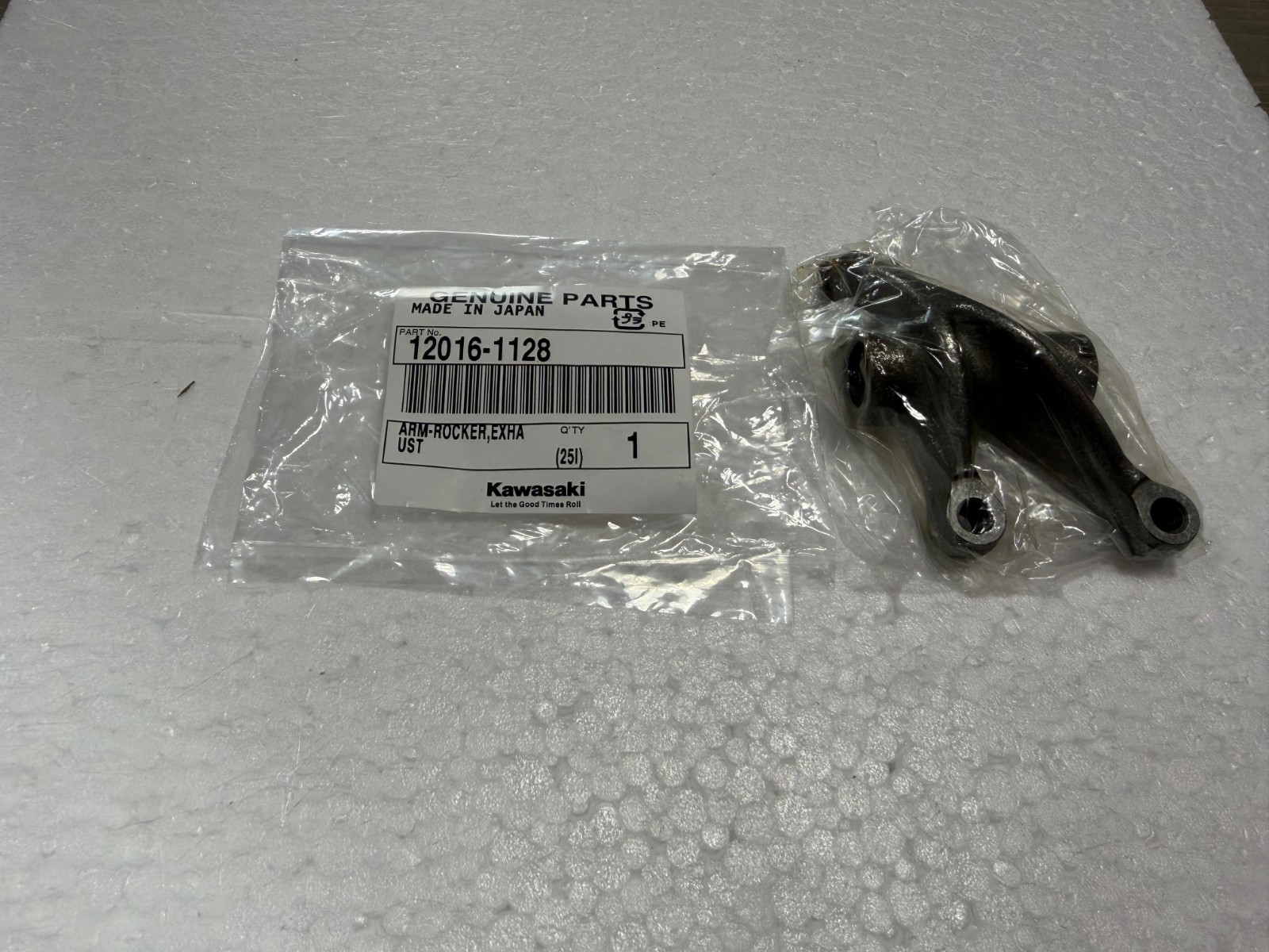 Culbuteur echappement Kawasaki 700 KFX distribution moteur quad 120161128