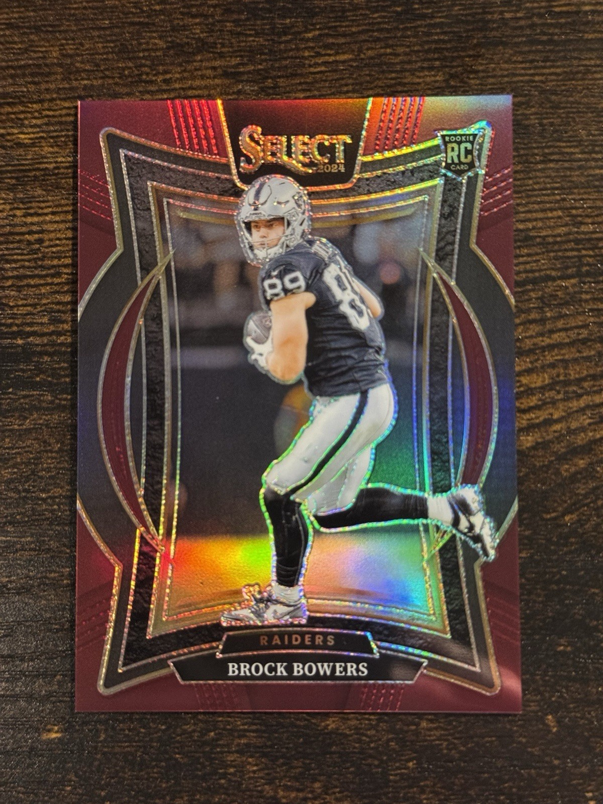 2024 Select Maroon Prizm Brock Bowers Concourse #31 - 44/149