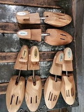 Cedar Shoe Trees savers Johnston Murphy 3 pairs  Medium EUC Sherman's