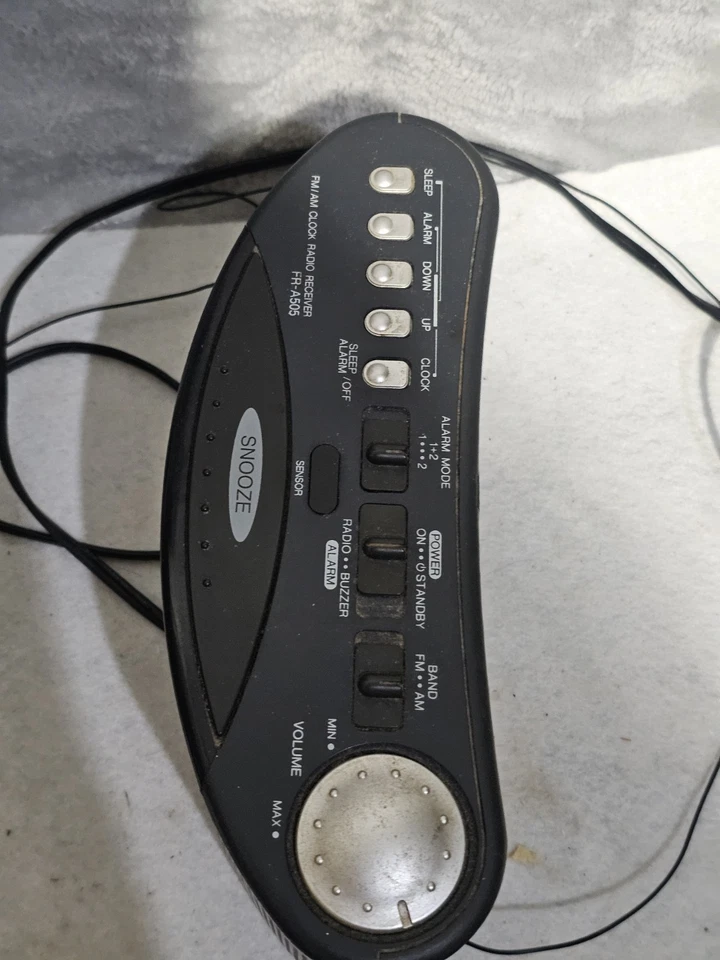 Aiwa FR-A505U AM/FM/ALARM CLOCK large display sensor display TESTED! - Image 3 of 4