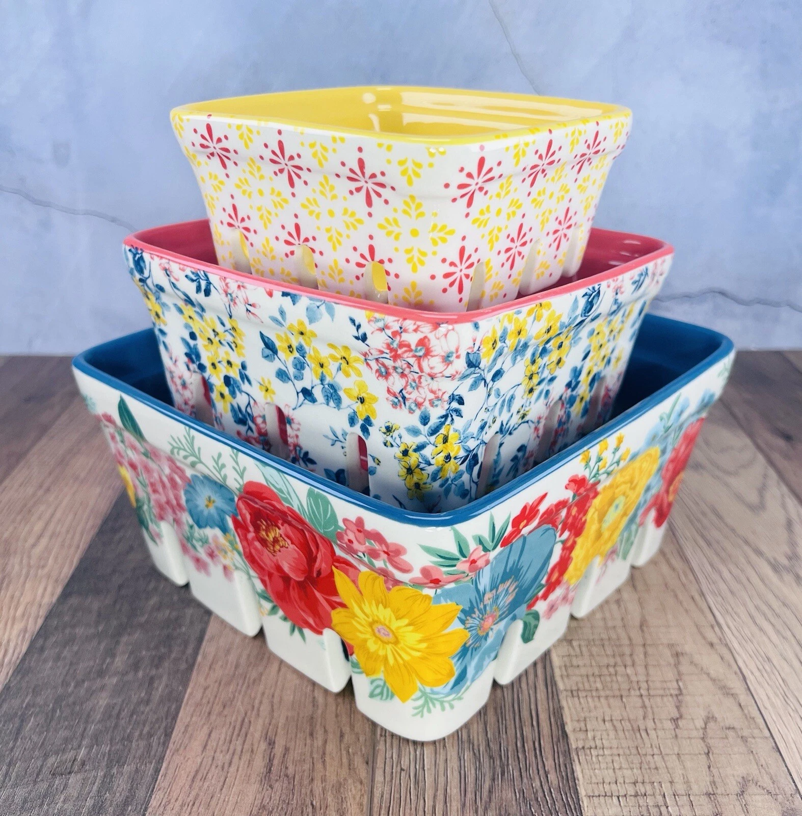 New Pioneer Woman 3 Square Colander Ceramic Fruit Strainer