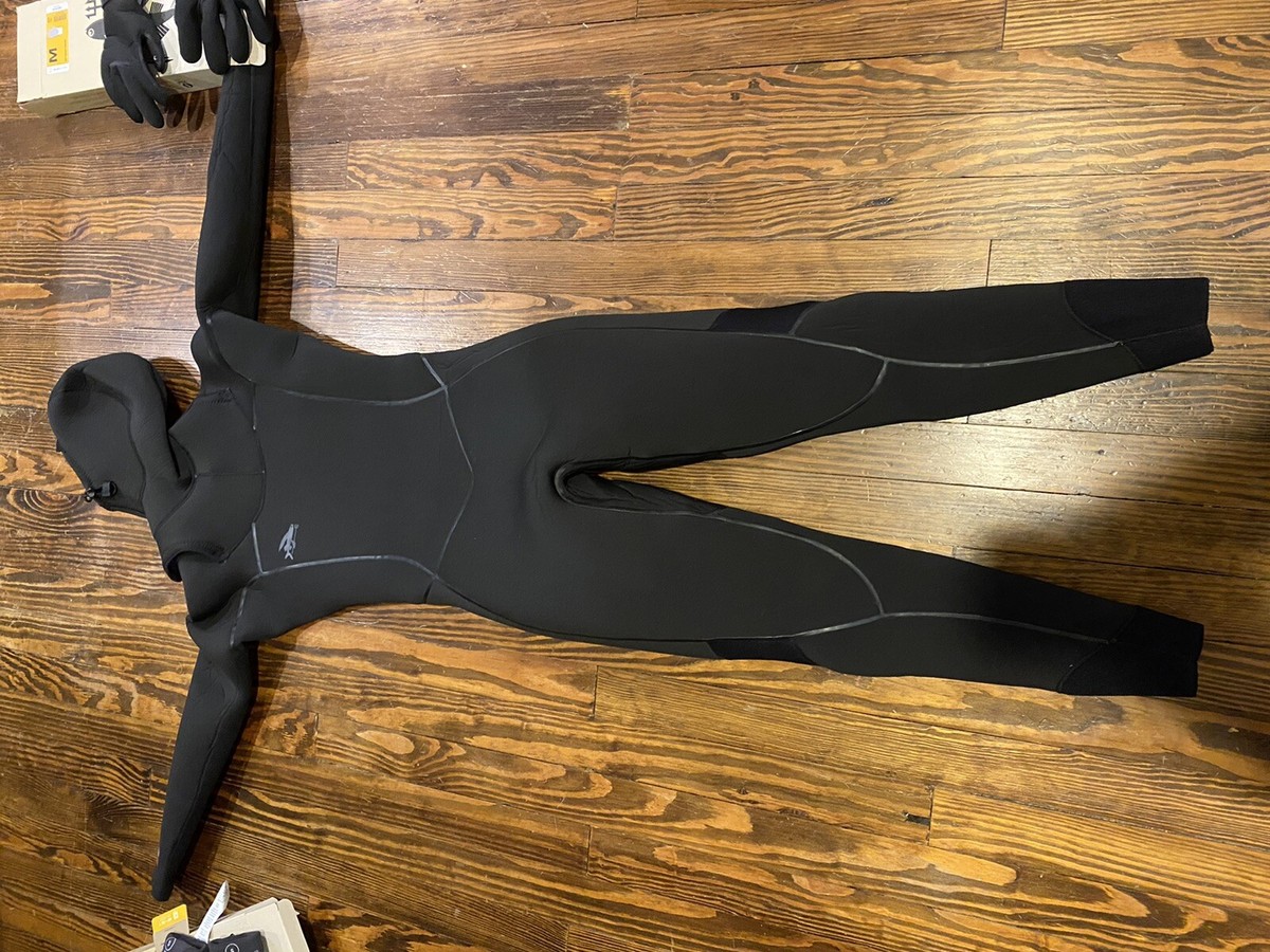 Black Patagonia Womens R4 Yulex Front-Zip Hooded Full Suit (Size