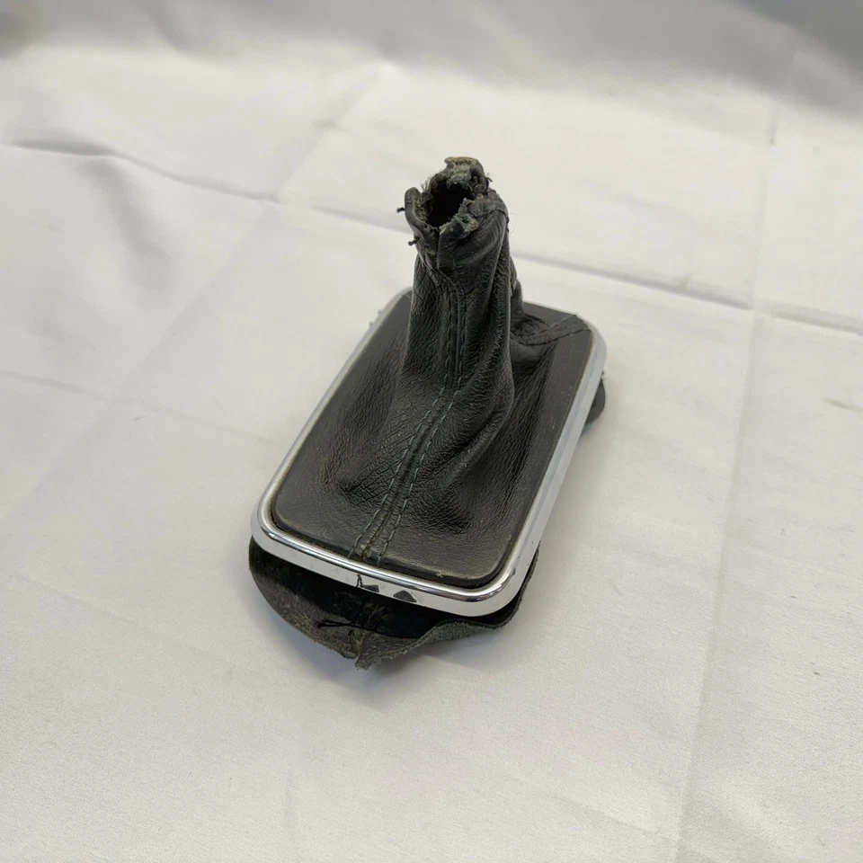 Maserati Quattroporte M139 Transmisión Automática Palanca de Cambios Perilla Bota Cubierta Fabricante de Equipo Original Foto 2 de 4