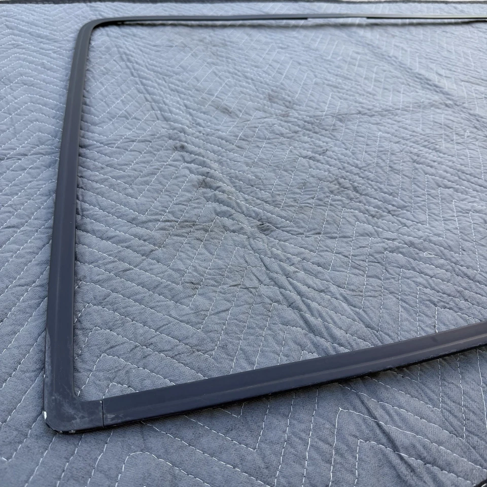 87-93 野马舱口后玻璃装饰成型掀背甲板盖 1987 - 1993 原始设备制造商 5o1 — 第 2/4 张图片