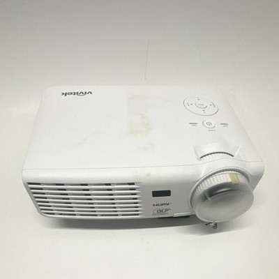 Vivitek D509 XGA DLP Projector 2600 Lumens 3D Ready w/ Case HDMI VGA USB S-Video