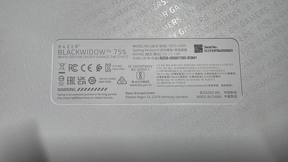 Razer Blackwidow V4 75% White Edition Mechanical Gaming Keyboard Orange Switches - Image 3 of 4