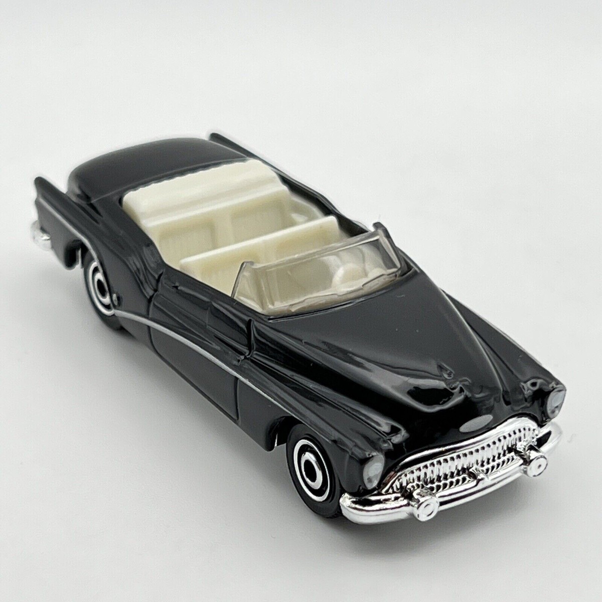 2022 Matchbox #83 1953 Buick Skylark Convertible CARLSBAD BLACK
