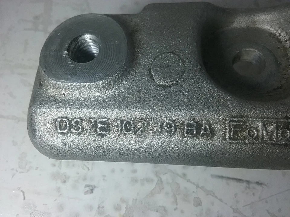 Soporte de bomba de refrigeración Ford Fusion 2014-2019 2,0 L DS7E-10239-BA (M123) Foto 2 de 3