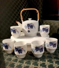 Vintage OMC Japan Tea Set With Teapot  6 Tea Cups Grapes Design
