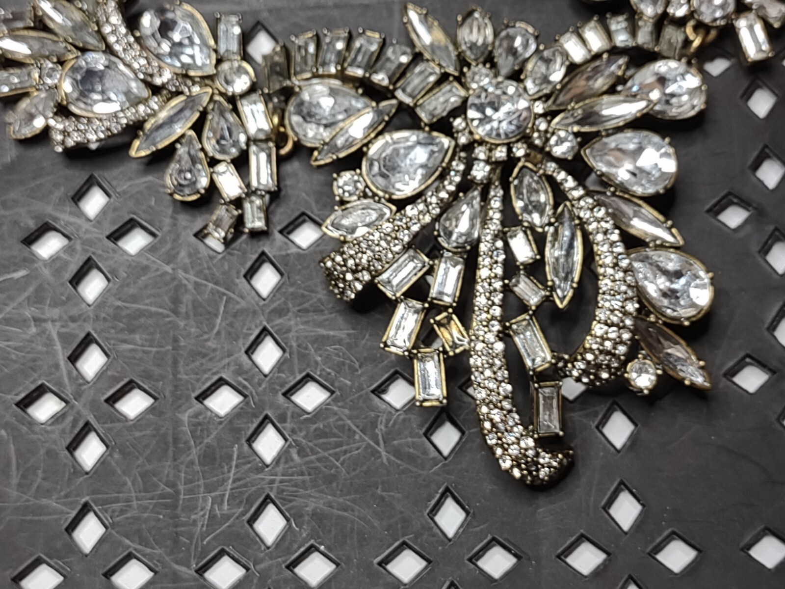 Very Pretty J Crew Statement Necklace Missing One… - image 6