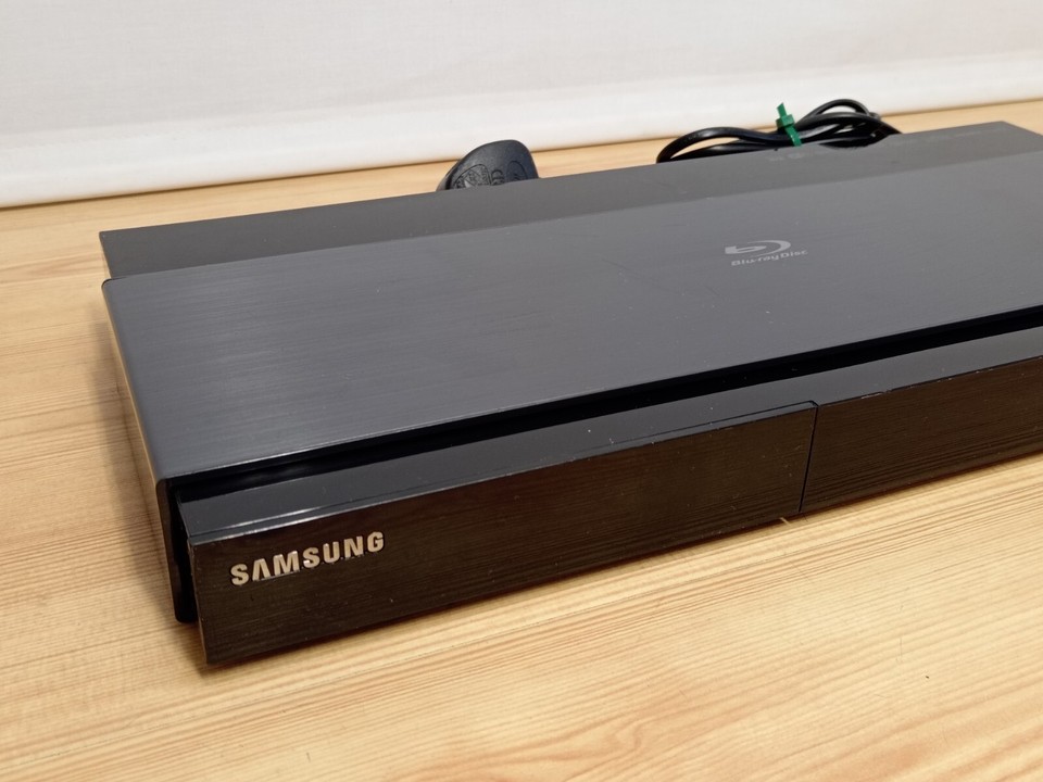Samsung BDJ7500 3D BluRay Disc Player Home Theater WiFi No Remote