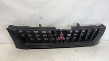 Calandre Mitsubishi L200