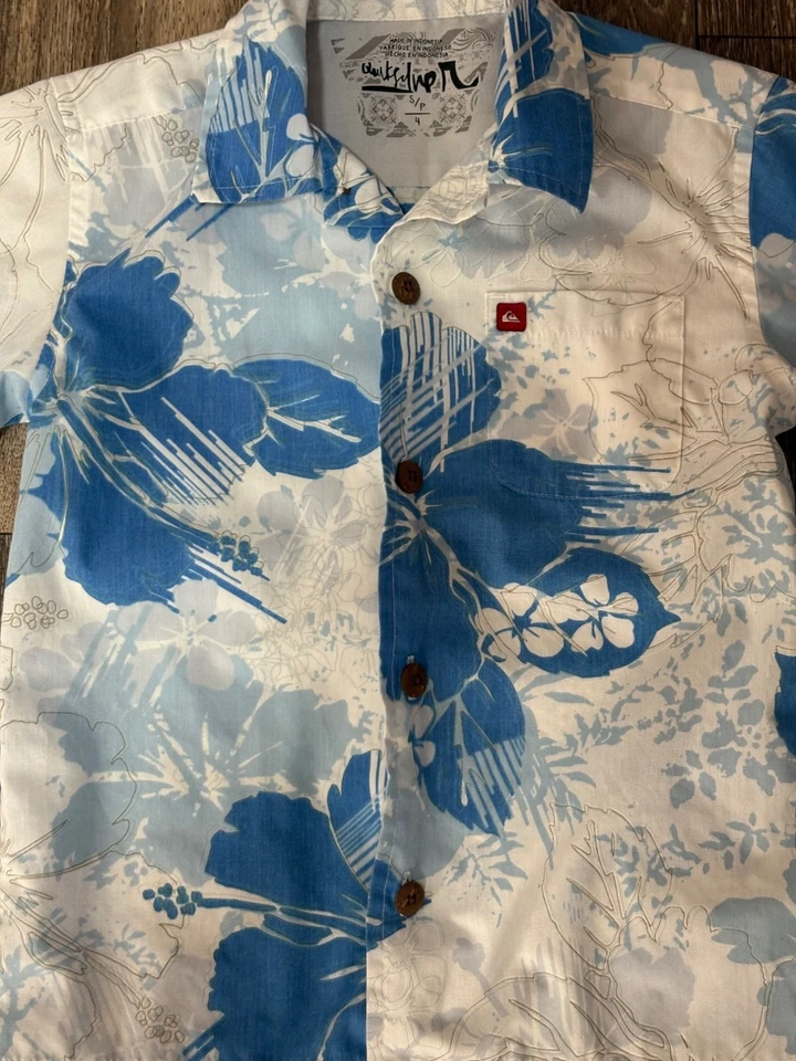 CAMISA QUIKSILVER NIÑOS PEQUEÑOS TALLA 4 HAWAIANA FLORAL MANGA CORTA BOLSILLO AZUL Foto 2 de 4