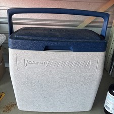 Vtg 1997 Coleman Cooler 5274 w/Cup Holder Lid, Blue/White 16qt. USA Made