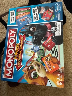 KIDS!!  Monopoly Junior Electronic Banking Hasbro Kids Ages 5+