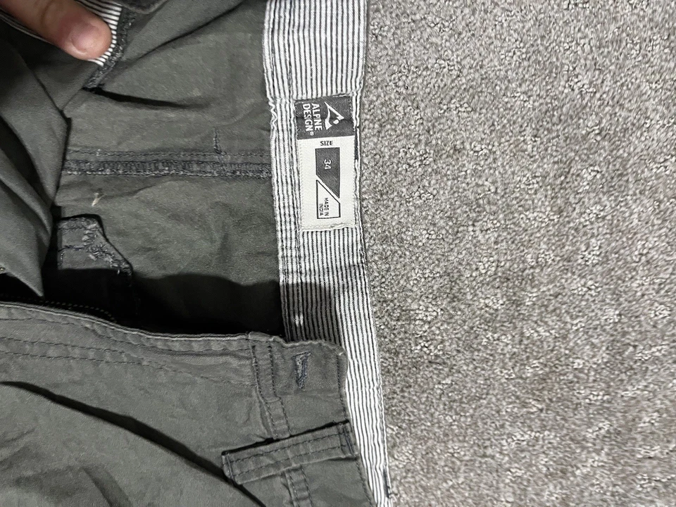 Alpine Design Shorts Men's Size 34  Lightweight Cargo shorts Camping Hikin Green - Image 3 of 4