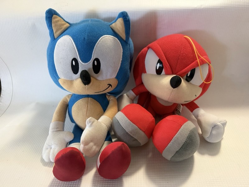 Sonic The Hedgehog and Knuckles Plush Toys. Sega. Good Used Condition