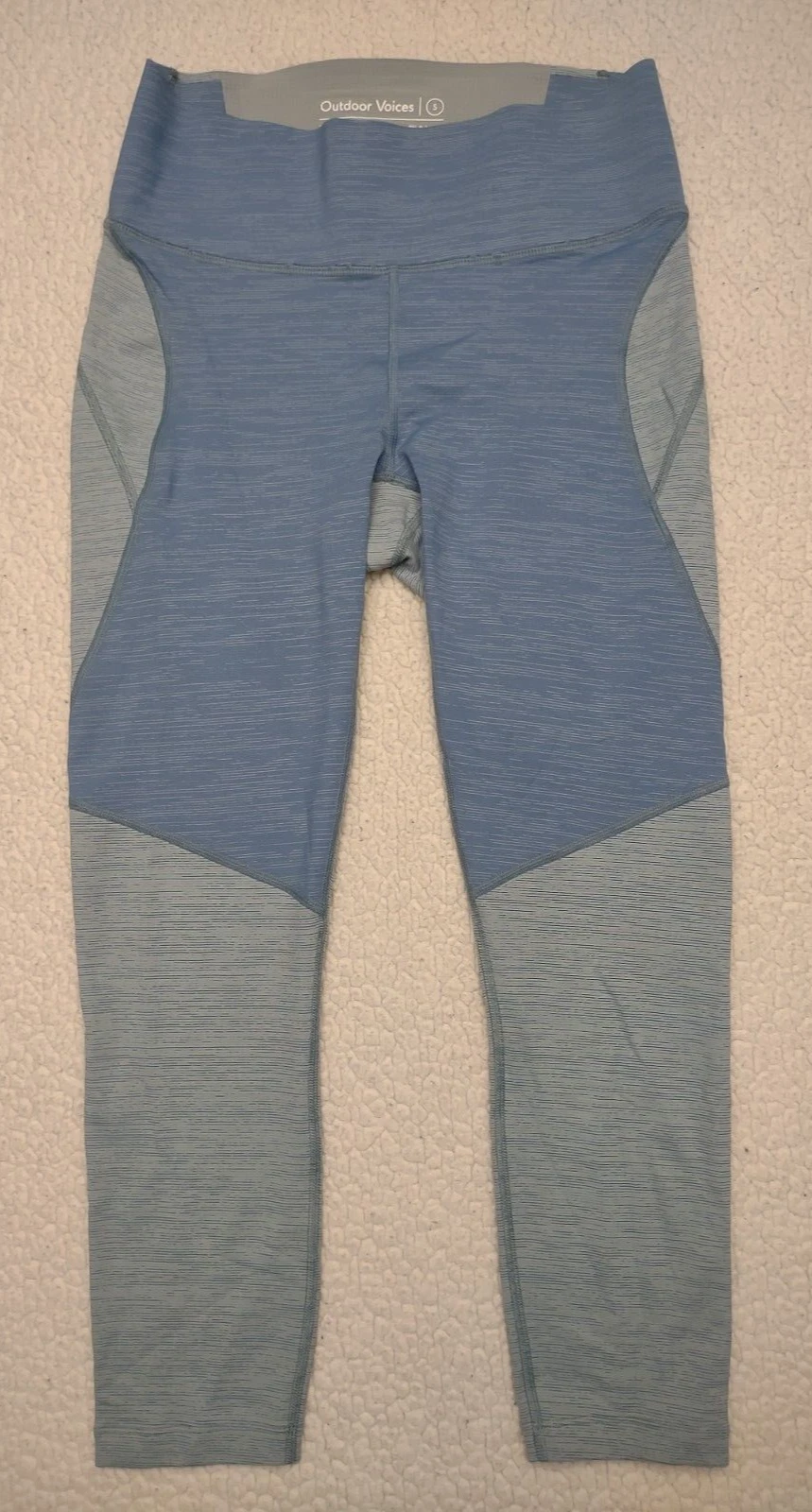 Outdoor Voices gray heathered casual 3/4 warmup leggings ladies womens Small
Opens in a new window o
