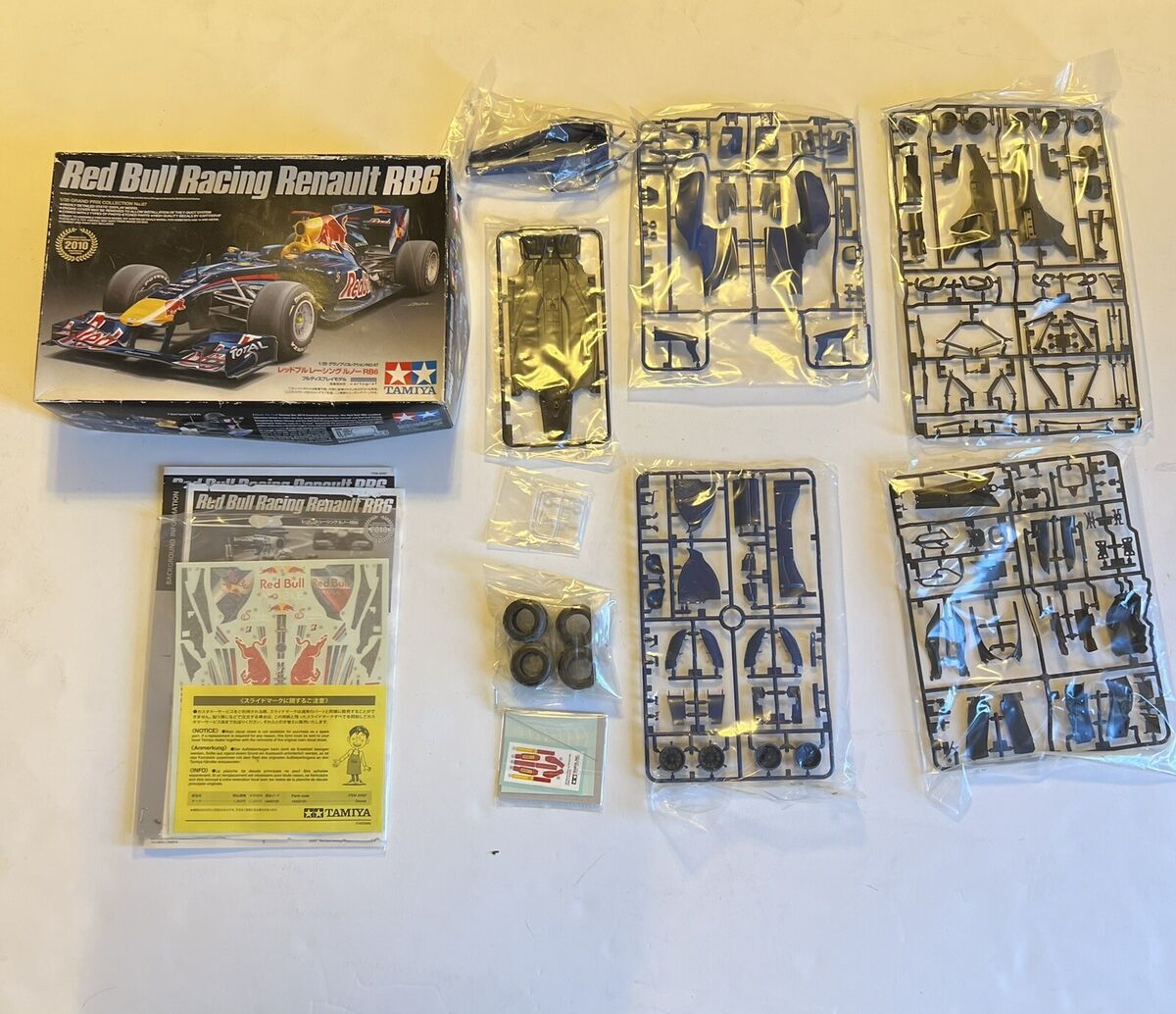 Red Bull Racing Renault RB6 F1 Racing Tamiya 1/20 Model Red Bull Racing Renault RB6 F1 Racing Tamiya 1/20 Model