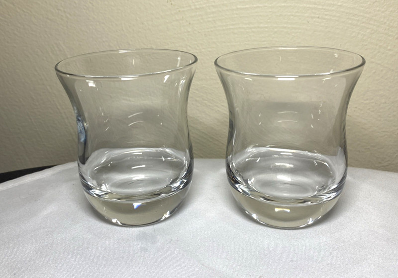 (2) Elegant Vintage Heavy Crystal Tulip Whiskey Tasting/Old Fashioned Glasses