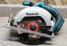 Makita XSS02 18V Circular Saw- AS IS, FOR PARTS ONLY