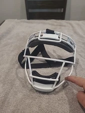 Schutt Face Gaurd For Umpire White With Chin Strap